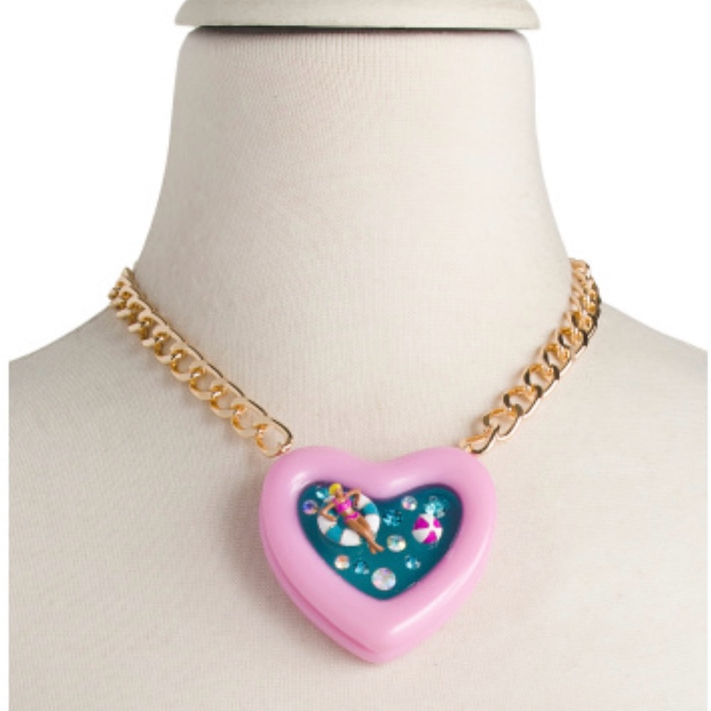BETSEY JOHNSON Gold Pool Party Necklace NWT tags